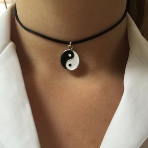Ying yang Charlotte Russe choker